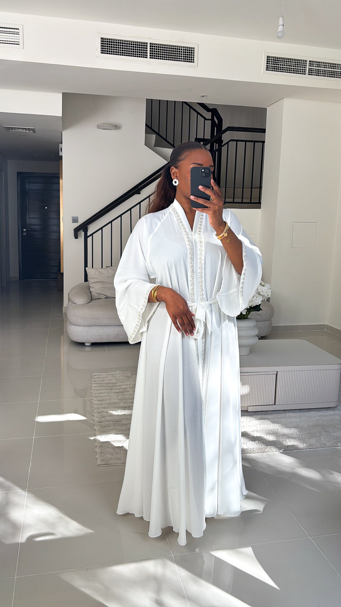 Abaya - Ezra