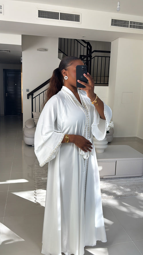 Abaya - Ezra